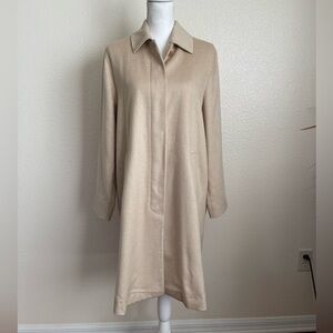 Max Mara 100% Camelhair coat fuzzy beige lightweight pockets buttons collar sand